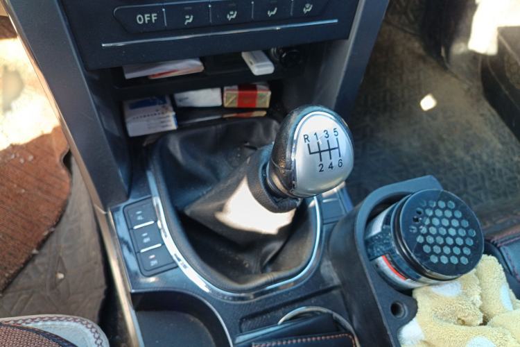 Used Huanghai N3 2017 2.5T Manual 4x4 Sport Edition JE4D25Q5A