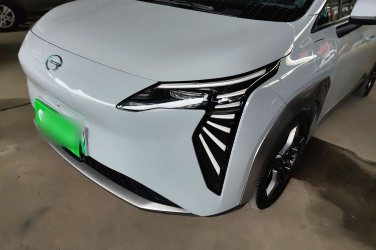 Used AION Y 2022 Plus 70 Tech Edition