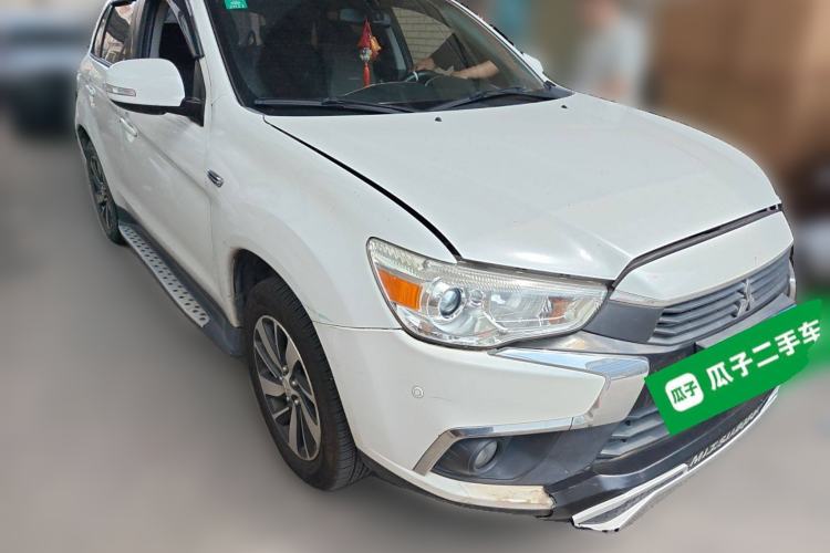 Used Mitsubishi ASX 2016 2.0L CVT Two-Wheel Drive Navigation Edition Front Right 45 Deg