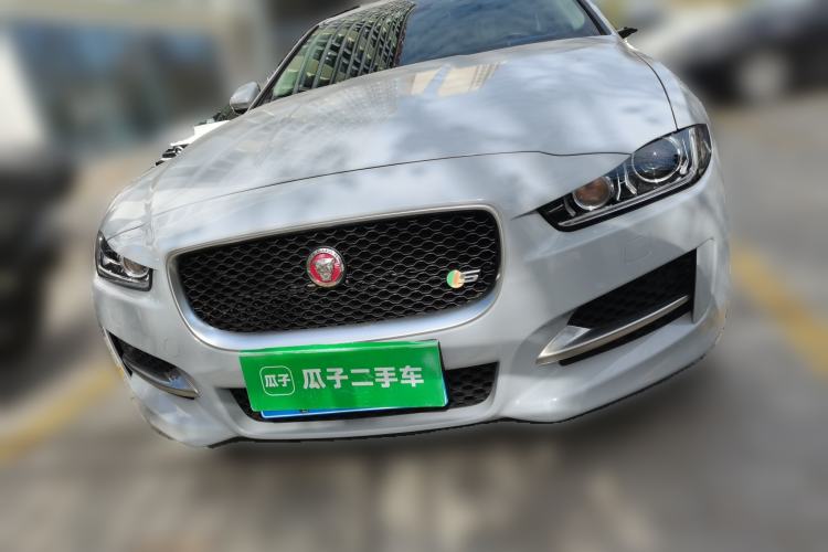 Used Jaguar XE 2018 2.0T 300 PS All-Wheel-Drive R-Sport Sport Edition Front