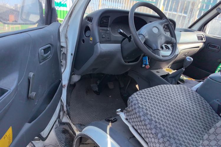 Used Jinbei Hiace 2011 2.0L 5th Generation Kuaiyunwang Standard Version 4G20B