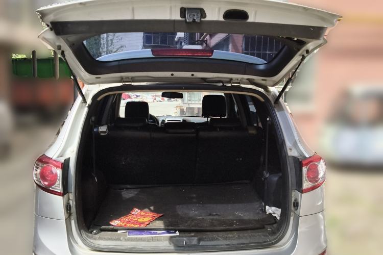 Used Hyundai Santa Fe Classic 2011 2.4 Comfort Edition 7-Seater Two-Wheel Drive Trunk