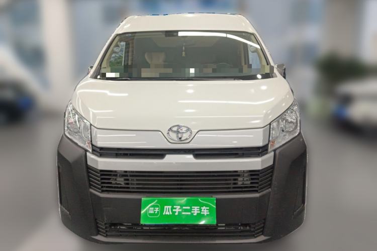 Used Toyota HIACE 
