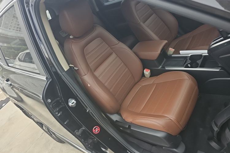 Used Honda CR-V 2021 240TURBO CVT 2WD Comfort Version Right Front Seat