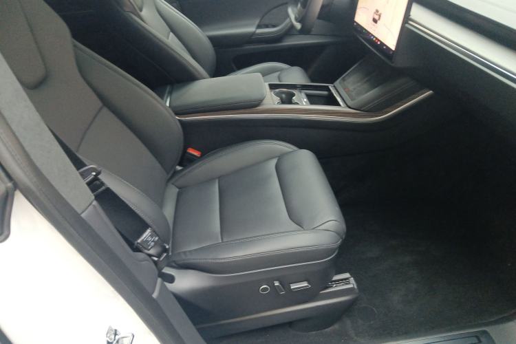 Used Tesla Model X 2023 Dual-Motor All-Wheel-Drive Version