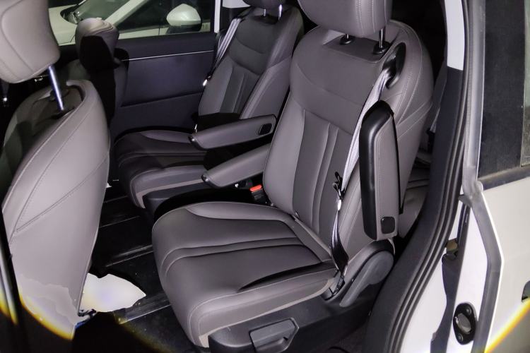 Used SAIC MAXUS Dajia 7 2024 Revised Version Super Hybrid Long-Range Edition Enjoyment Version Left Rear Seat