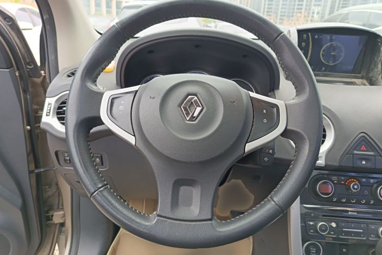Used Renault Koleos 2014 2.0L Two-Wheel Drive Fashion Edition Steering Wheel