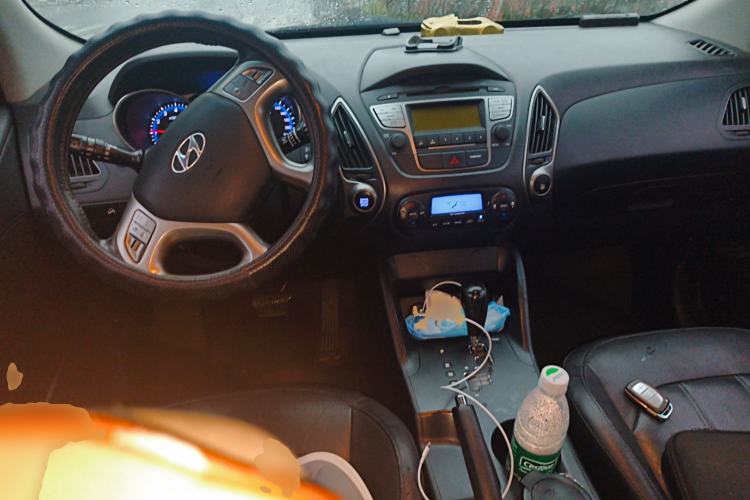 Used Hyundai ix35 2013 2.0L Automatic Two-Wheel Drive Smart GLS China IV Standard
