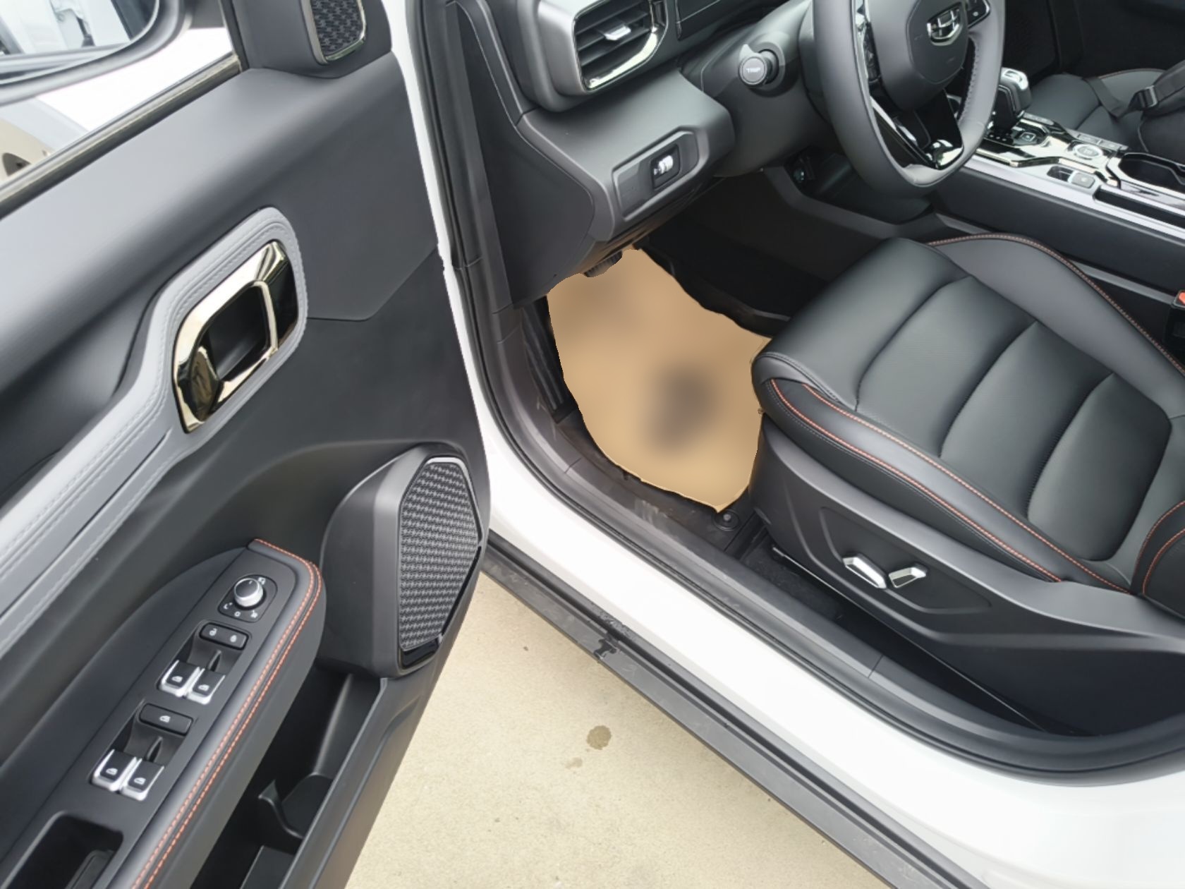 Geely Auto Cowboy 2025 1.5TD Trendy Play Edition — снимка 18
