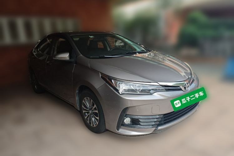 Used Toyota Corolla 2017 Revised Version 1.2T S-CVT GL-i Front Right 45 Deg