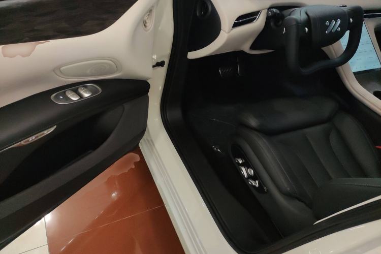 Used IM LS7 2024 90 kWh Max Elite Rear-Drive Version