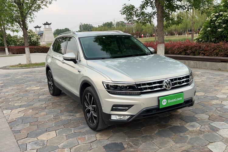 Used Volkswagen Tiguan L 2017 330TSI Automatic Two-Wheel Drive Flagship Edition Exterior 2