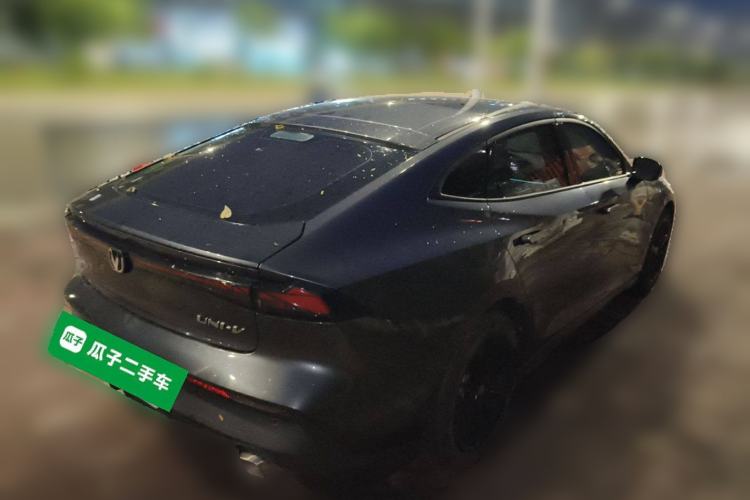 Used CHANGAN UNI-V 2023 1.5T Prestige Model
