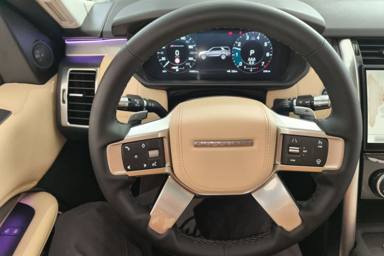 Used Land Rover Discovery 2021 360 PS R-Dynamic S Steering Wheel