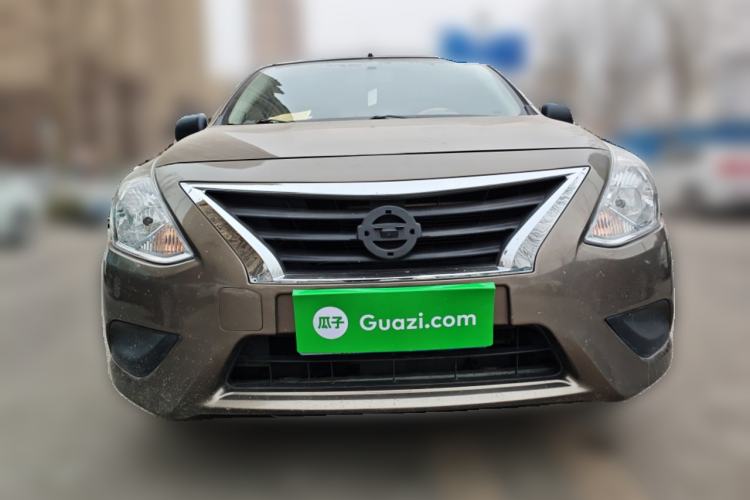 Used Nissan Sunny 2015 1.5XE Manual Comfort Edition
