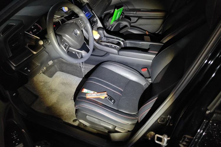 Used Honda Civic 2021 HATCHBACK 220TURBO CVT Trendy Cool Edition
