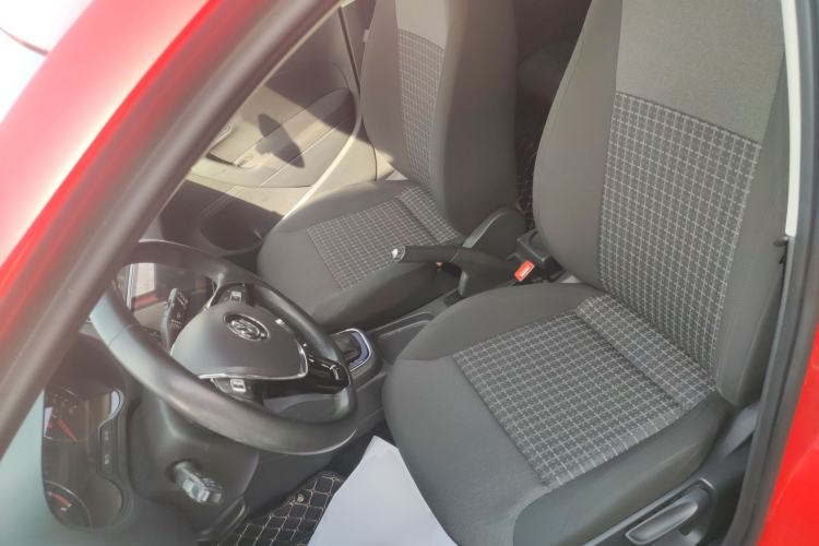 Used Volkswagen Polo 2016 1.6L Automatic Comfort Model
