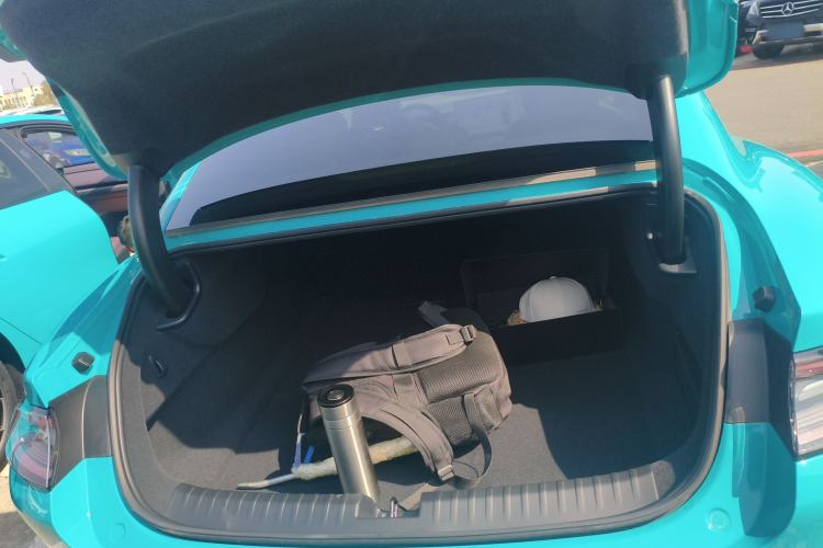 Used Xiaomi Auto SU7 2024 Rear-Drive Long-Range Intelligent Driving Version
