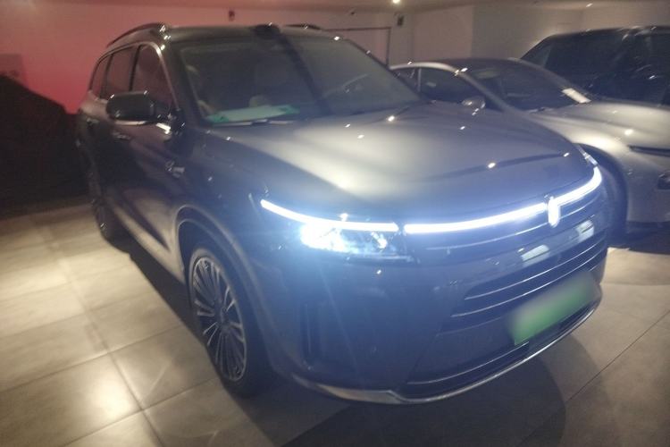 Used Hima AITO M7 2024 1.5T Intelligent Drive 4x4 Max Edition 6 Seats Front Right 45 Deg