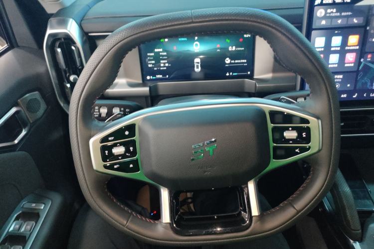 Used JETOUR Traveler 2023 2.0T Four-Wheel Drive Conqueror
