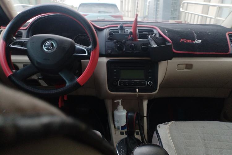 Used Skoda Fabia 2014 1.6L Scout