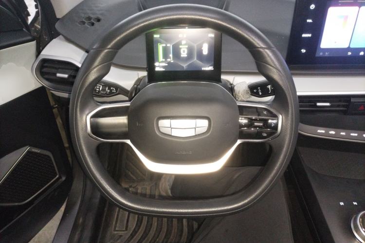 Used Geometry A 2024 410KM Travel Edition