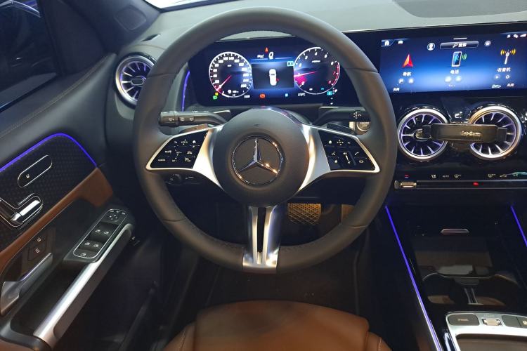 Used Mercedes-Benz GLB 2024 Refresh GLB 220 Fashion Edition