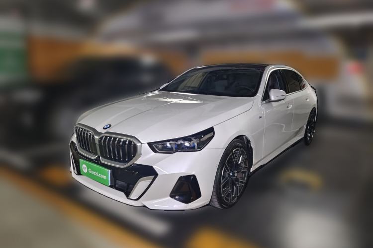 Used BMW 5 Series 2024 530Li Luxury Edition M Sport Package