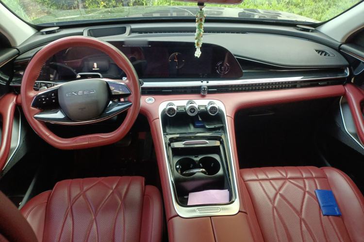 Used EXEED Stellar 2023 400T Four-Wheel Drive Deluxe Edition Center Console