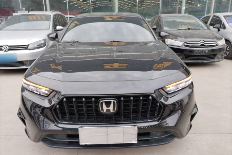 Used Honda Inspire 2023 260TURBO Deluxe Edition Front