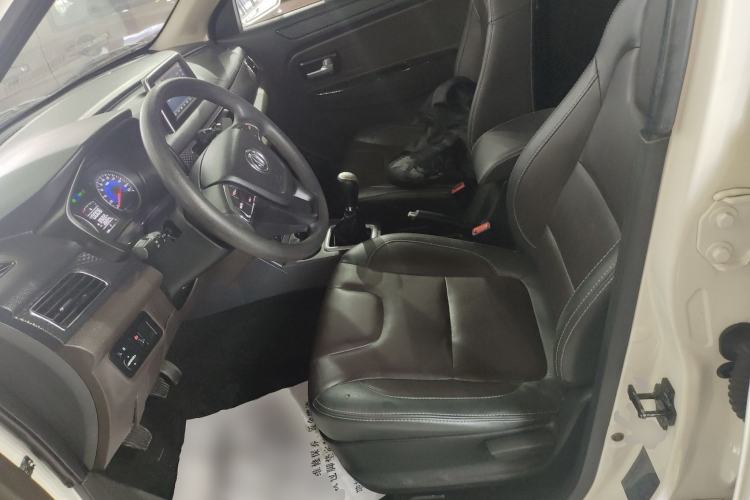 Used Dongfeng Fengon 330 2019 1.5L 330S Manual Comfort Version China VI Standard