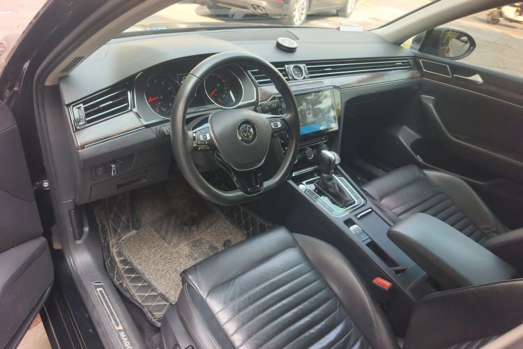 Used Volkswagen Magotan 2018 Facelift 330TSI DSG Luxury Model