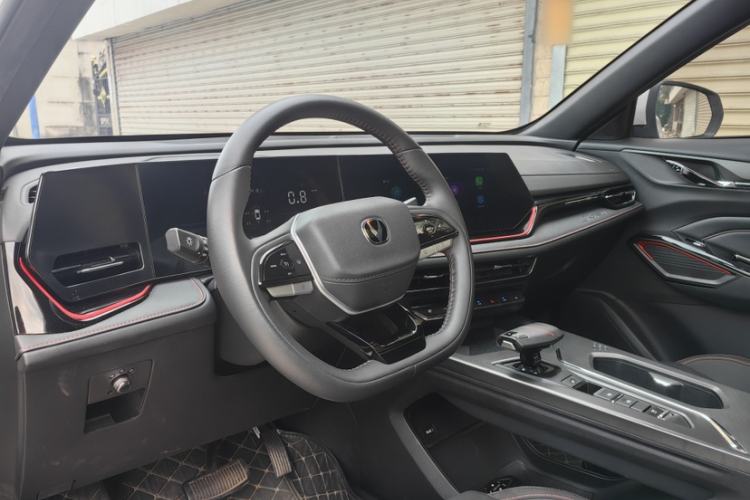 Used CHANGAN X5 PLUS 2024 1.5T DCT Enjoyment Version Interior 7