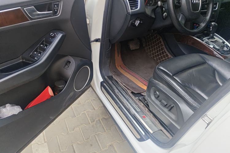 Used Audi Q5 2011 2.0TFSI Comfort Version Driver Seat