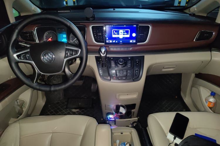 Used Buick GL8 2014 2.4L LT Luxury Business Executive Edition Center Console