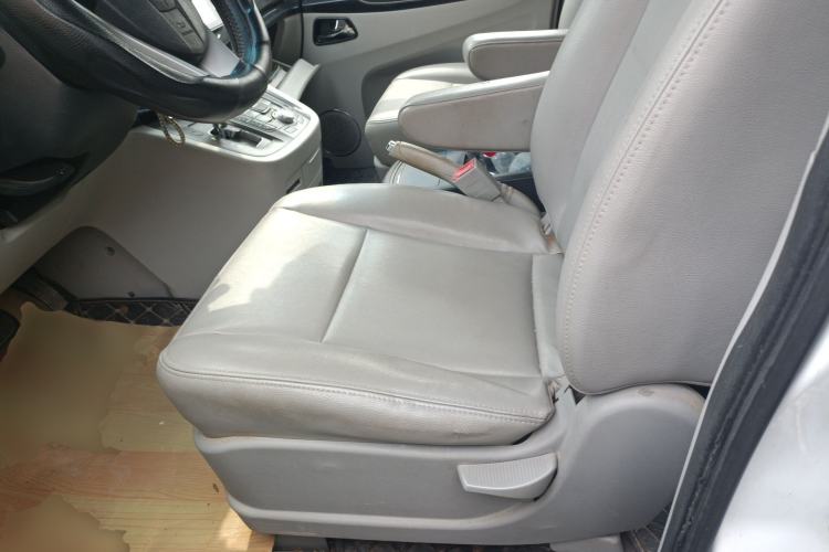 Used JAC Group Refine M5 2013 2.0T Gasoline Automatic Business Edition Left Front Seat