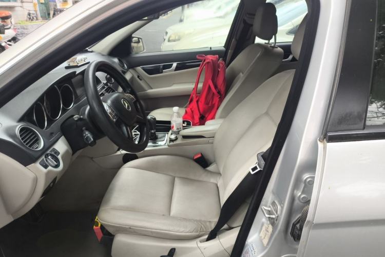 Used Mercedes-Benz C-Class 2010 C 180K Classic model