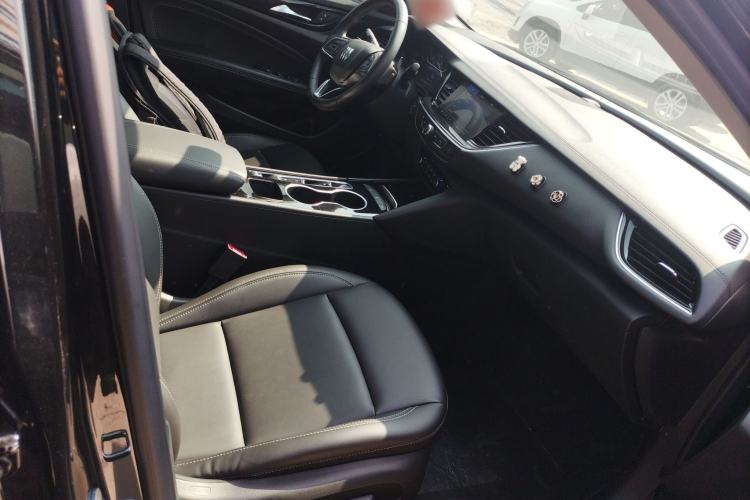 Used Buick Regal 2024 25T Deluxe Edition