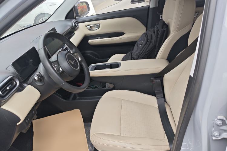 Used Wuling Bingo PLUS 2024 510 km Flagship Edition Four-Seater Version Left Front Seat