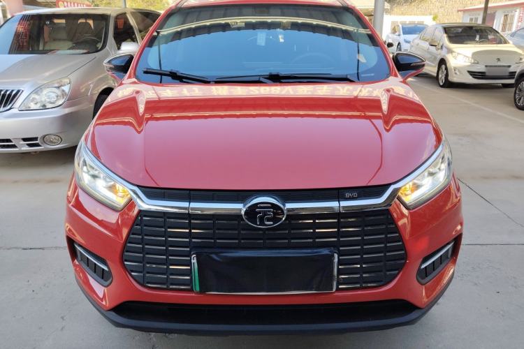 Used BYD Yuan New Energy 2019 EV535 Smart Connect Trendsetting Model
