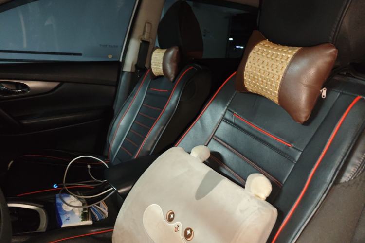 Used Nissan X-Trail 2015 2.0L CVT Comfort MAX Edition 2WD