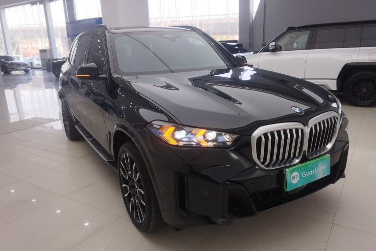 Used BMW X5 2023 xDrive 40Li M Sport Night Edition Package
