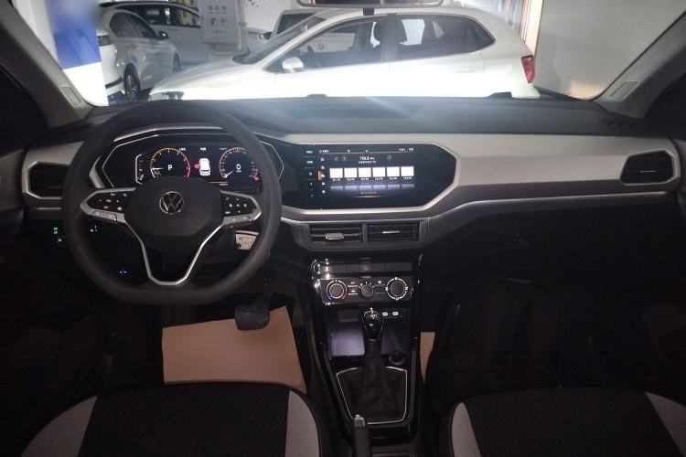 Used Volkswagen Tacqua 2021 1.5L Automatic Yue Zhi Lian Edition Center Console