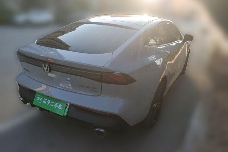 Used Changan UNI-V iDD 2023 ZhiDian iDD 1.5T 113km Smart & Fun Version
