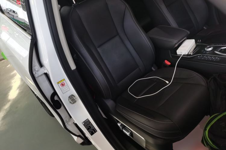 Used Wey VV6 2021 2.0T Two-Wheel Drive Smart Plus