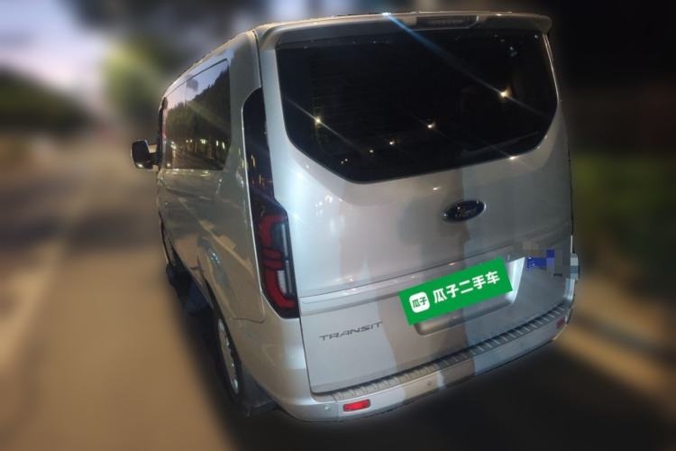 Used Ford Transit 2023 2.0T Diesel Automatic Commercial Van Short Wheelbase Low Roof—7/8/9-Seater
