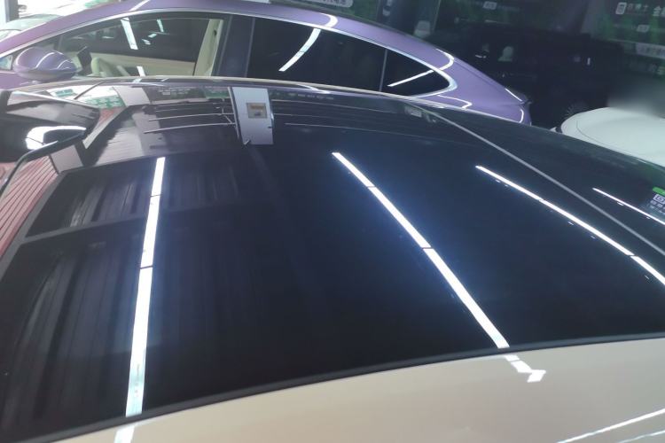 Used Hima Luxeed S7 2025 855 km Max Roof