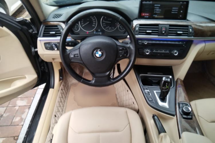Used BMW 3 Series 2013 320Li Fashion Model
