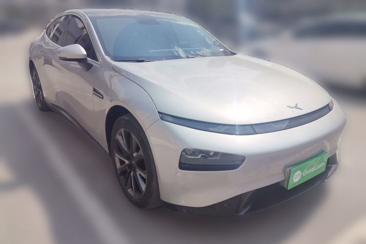 Used XPeng P7 2022 586G Front Right 45 Deg