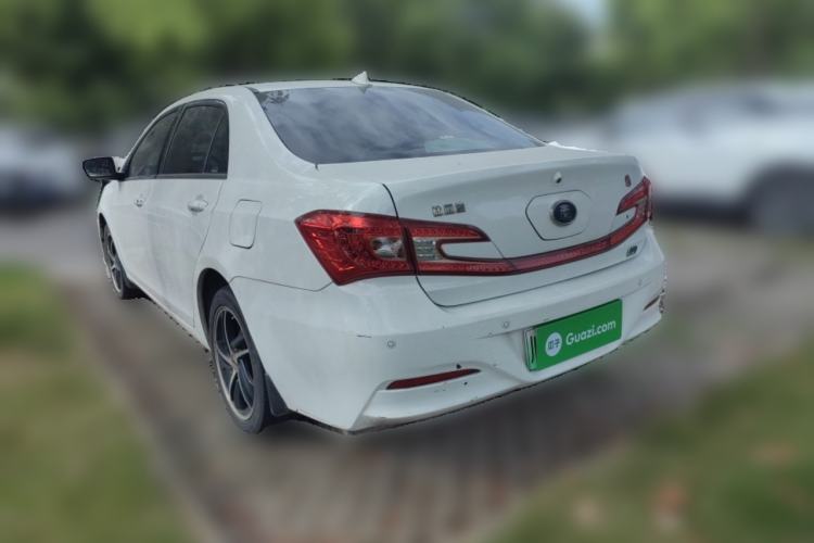 Used BYD Qin New Energy 2014 1.5T Flagship Model Rear Left 45 Deg